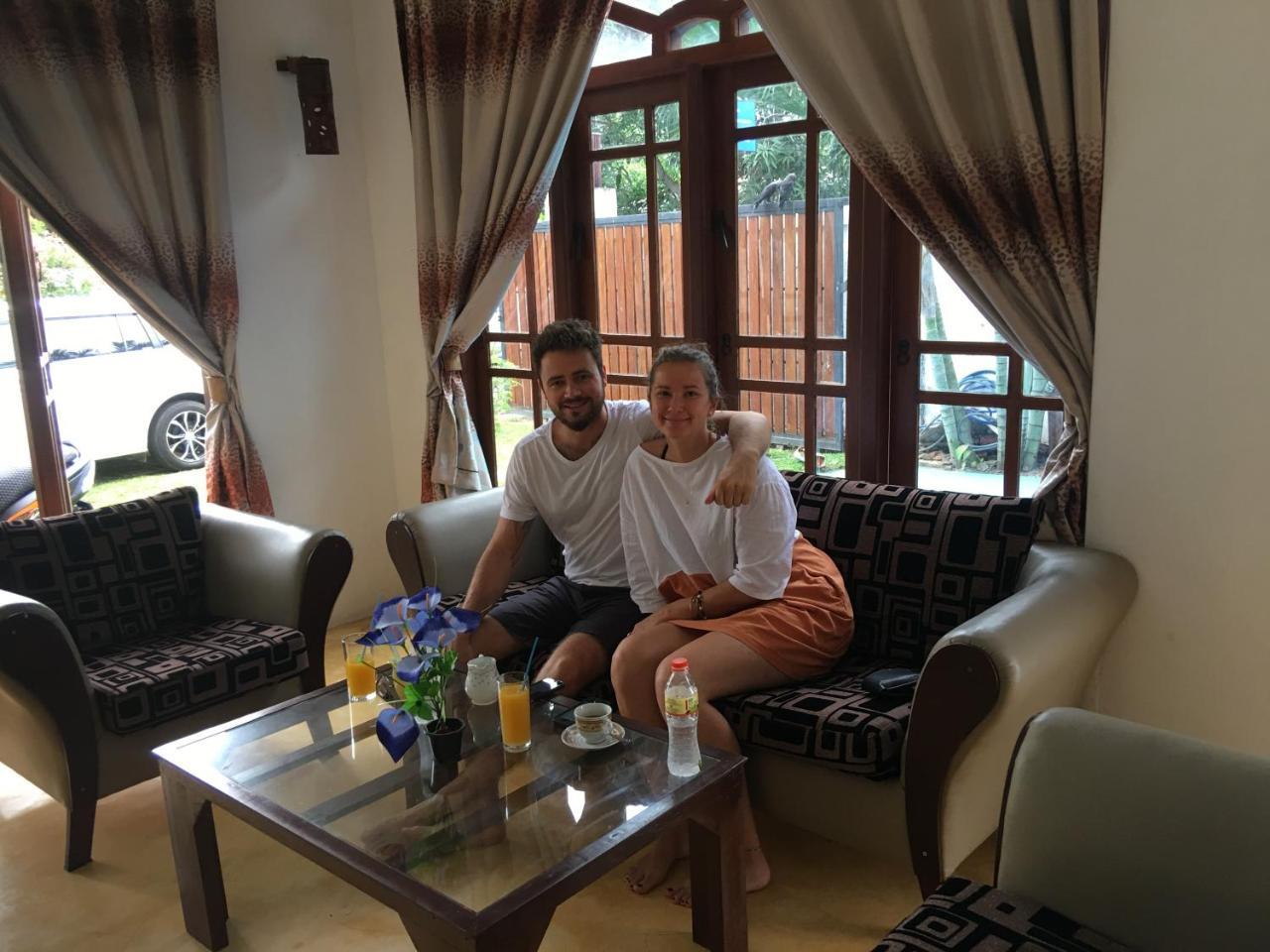 Like Mike Tourist Guest House & Restaurant Νεγκόμπο Εξωτερικό φωτογραφία